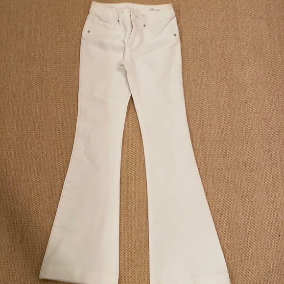 DL1961 White Joy High Rise Flare - Picture 2 of 2